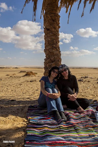 Gabi e Fabia no deserto - Egito