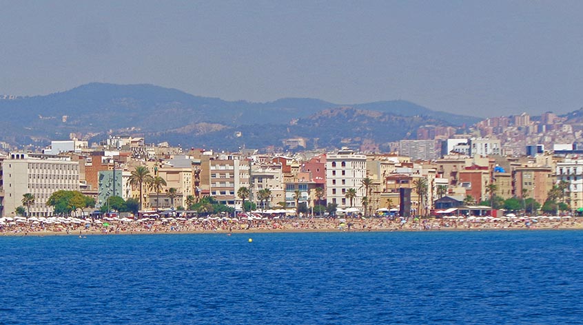 Praias-Barcelona-passeio-barco