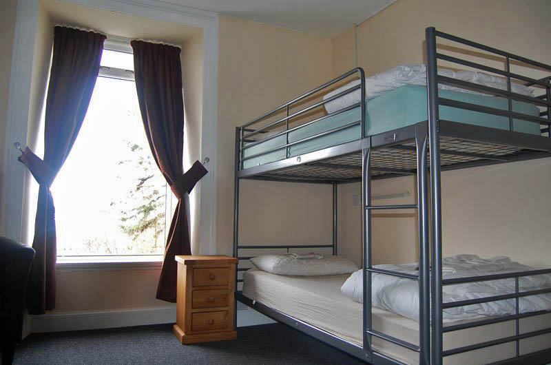 dormitorio-hostel-bazpackers-inverness