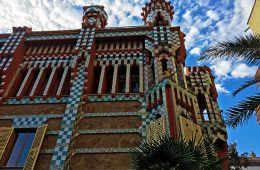 Casas-Vicens-Gaudi-Barcelona-fachada