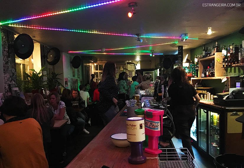 brighton-lgbt-bar-lesbico-the-marlborough