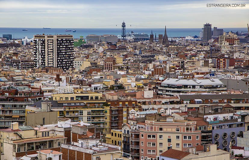 torres-sagrada-familia-barcelona-vista3